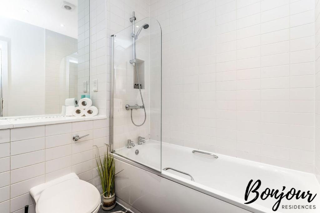 Spacious 2Br-1Ba - Grassmarket - Free Parking By Bonjour Residences เอดินบะระ ภายนอก รูปภาพ