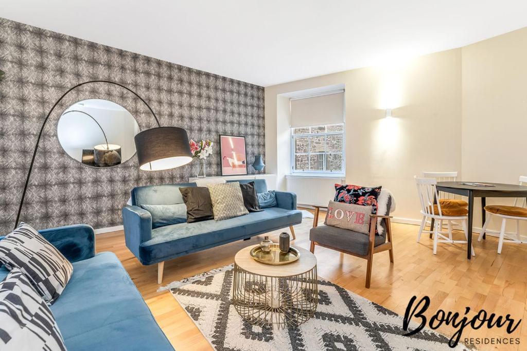 Spacious 2Br-1Ba - Grassmarket - Free Parking By Bonjour Residences เอดินบะระ ภายนอก รูปภาพ