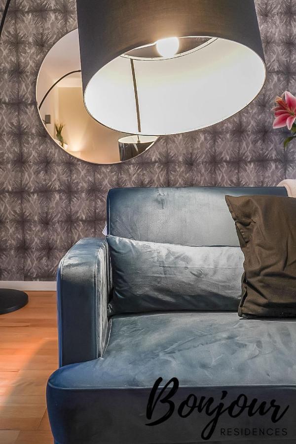 Spacious 2Br-1Ba - Grassmarket - Free Parking By Bonjour Residences เอดินบะระ ภายนอก รูปภาพ